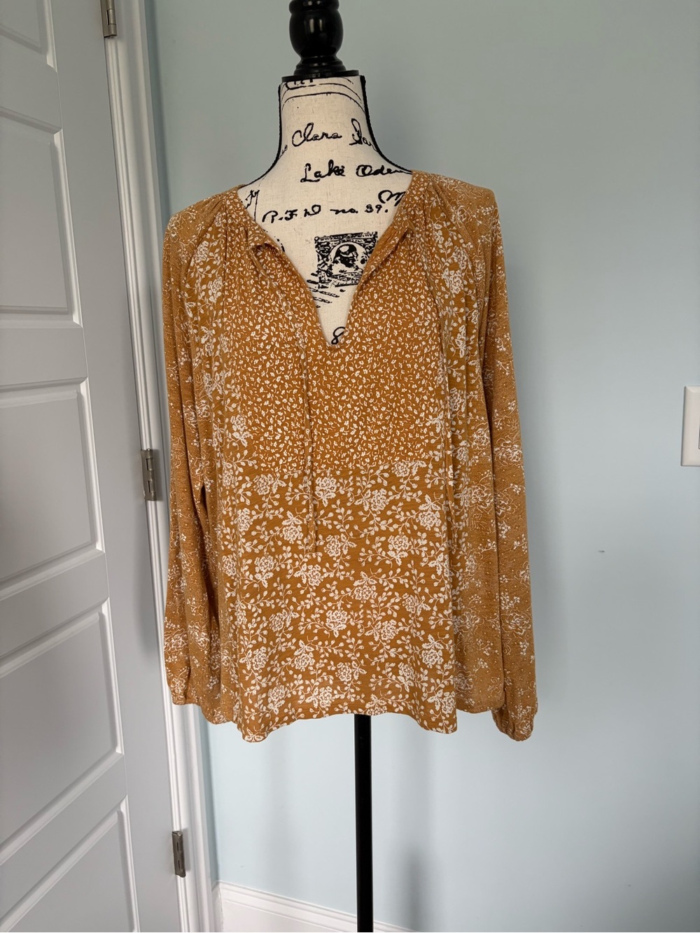 Lucky Brand Mustard Floral V-Slit Long Sleeve Tunic